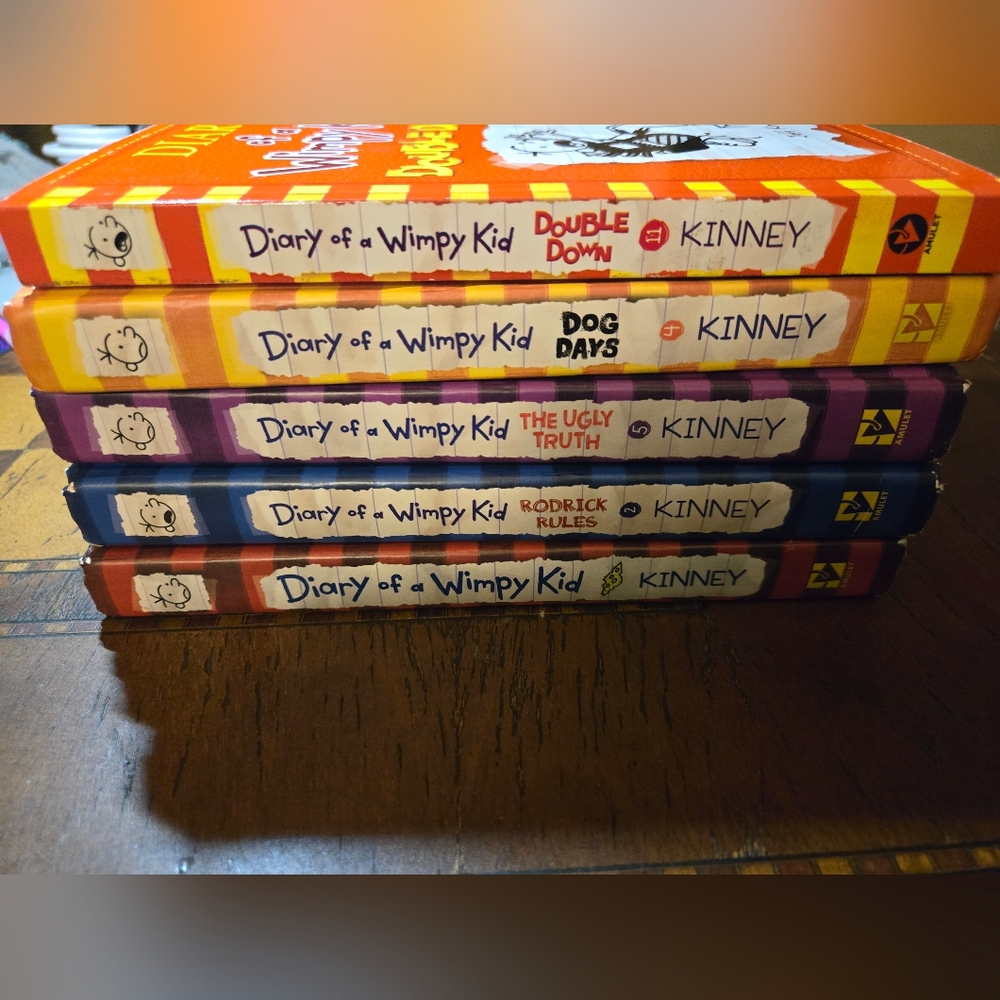 Diary Of A Wimpy Kid 5 Books - Picture 3 of 3